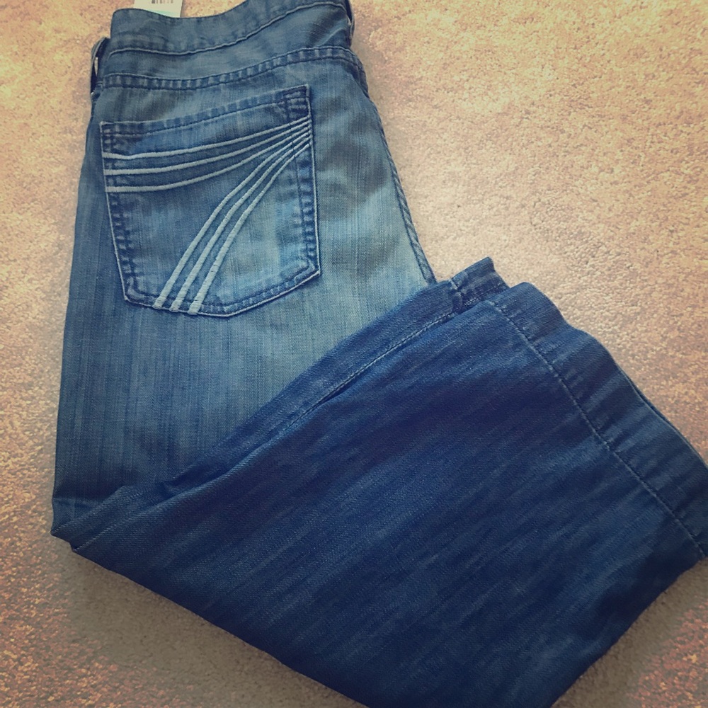 Denim cropped jeans
